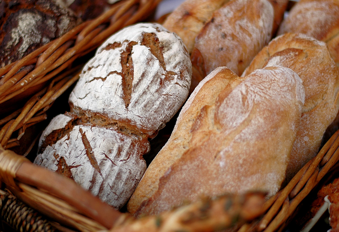 Weißbrot oder Schwarzbrot